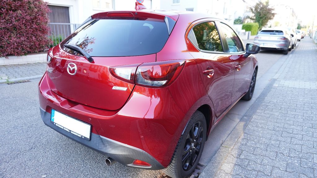 Mazda 2 48.358 km 14.900 &euro; Frankfurt 60489