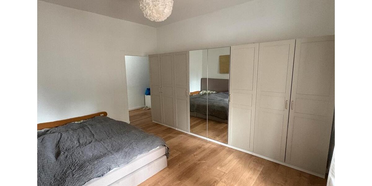 Etagenwohnung Mönchengladbach Nord - 5 Zimmer, 145 m&sup2;, 1.800&euro; | Angebot:26110144