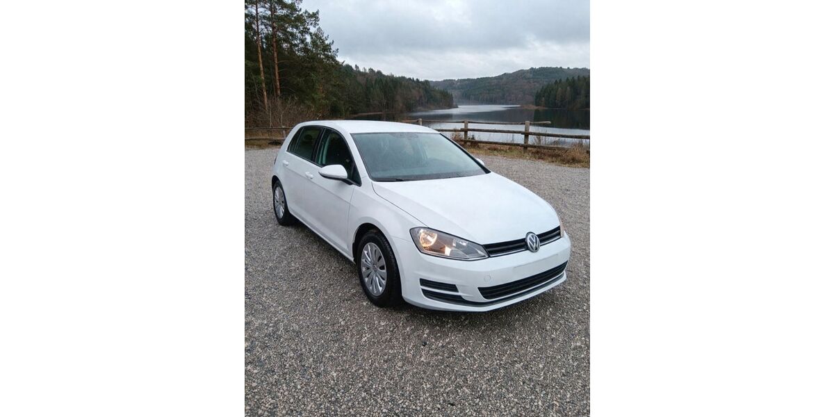 VW Golf 95.685 km 8.999 &euro; Allertshausen 96126