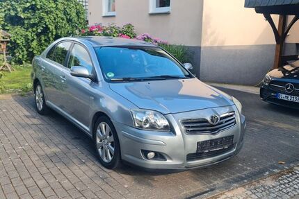 Toyota Avensis 249.631 km 3.800 &euro; Bielefeld 33649