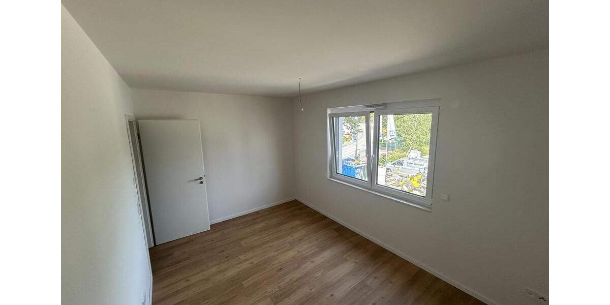 Etagenwohnung Heikendorf - 3 Zimmer, 85 m&sup2;, 1.300&euro; | Angebot:26417110