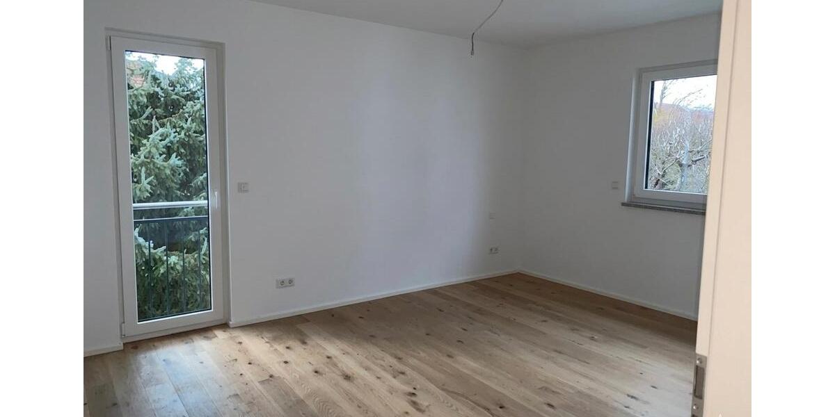 Etagenwohnung Möhrendorf - 3 Zimmer, 94 m&sup2;, 1.450&euro; | Angebot:26396881