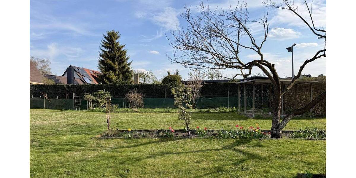Einfamilienhaus Leegebruch - 7 Zimmer, 295 m&sup2;, 460.000&euro; | Angebot:26276672