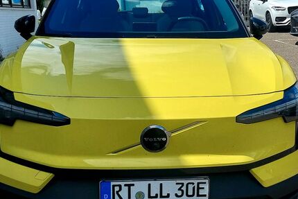 Volvo EX30 15.000 km 43.990 &euro; Reutlingen 72760