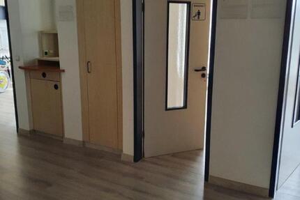 Büro Kanzlei Praxis zu vermieten zimmer