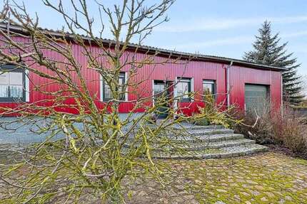 Haus Sommersdorf - 7 Zimmer, 244 m&sup2;, 299.000&euro; | Angebot:25634334