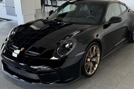 Porsche 992 11.000 km 188.850 &euro; Heroldstatt 72535