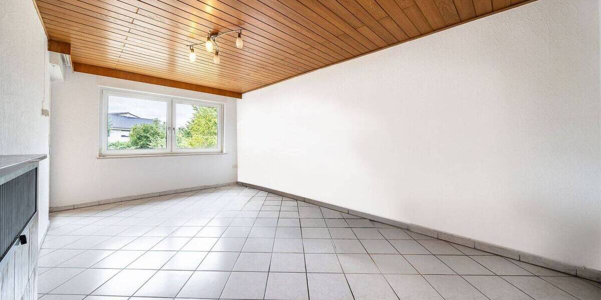 Etagenwohnung Sinsheim - 3 Zimmer, 64 m&sup2;, 175.000&euro; | Angebot:25686872