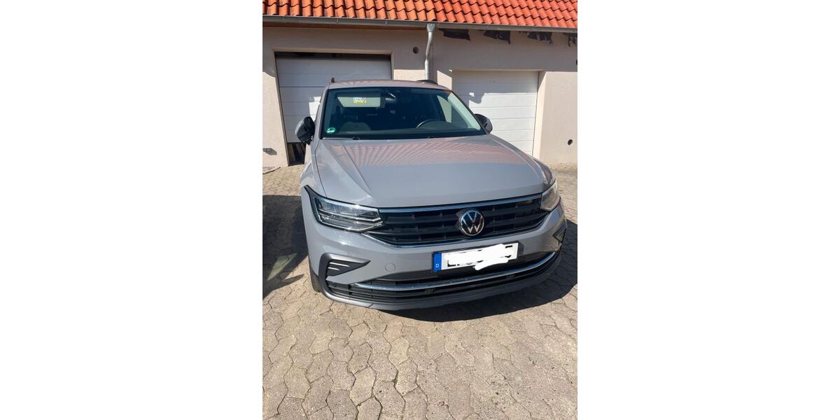 VW Tiguan 63.830 km 25.900 &euro; Moringen 37186