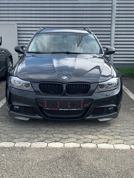 330 D