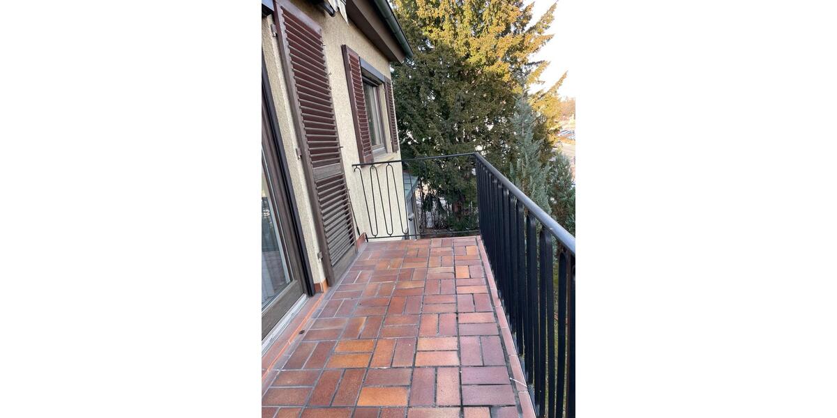 Etagenwohnung Schmitten im Taunus - 2.5 Zimmer, 75 m&sup2;, 950&euro; | Angebot:25392022