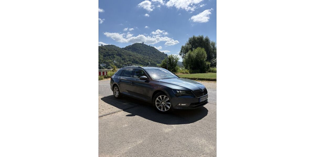 Skoda Superb 175.000 km 13.800 &euro; Bonn 53179