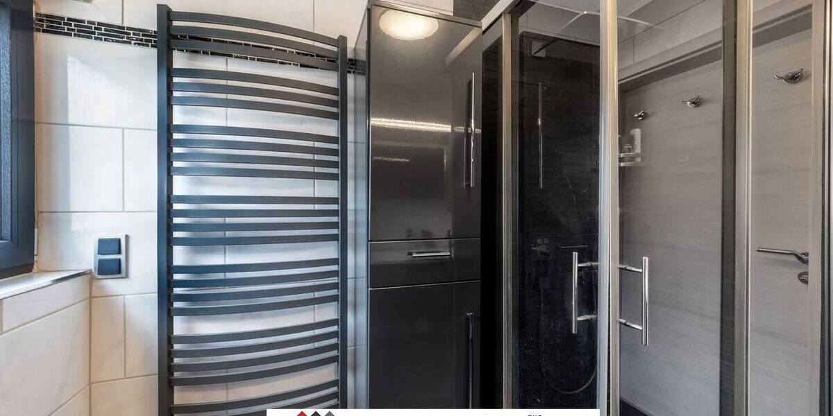 Traumhaftes REH mit 168qm WF und 400qm GS, inkl. Garten + Balkon, Garage, hochwertig kernsaniert 6 zimmer