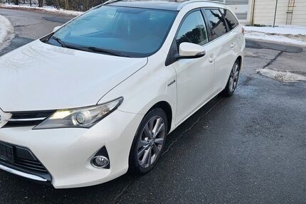 Toyota Auris 138.000 km 9.200 &euro; Chemnitz 09120