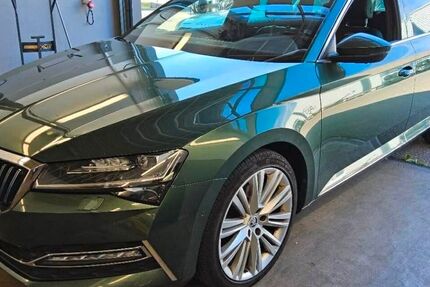Skoda Superb 148.300 km 24.390 &euro; Mühlheim am Main 63165