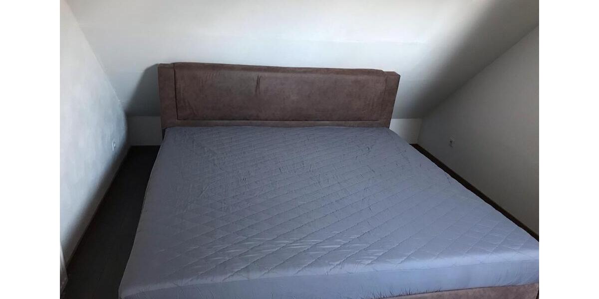 Dachgeschoßwohnung Höpfingen - 2.5 Zimmer, 60 m&sup2;, 600&euro; | Angebot:26525462