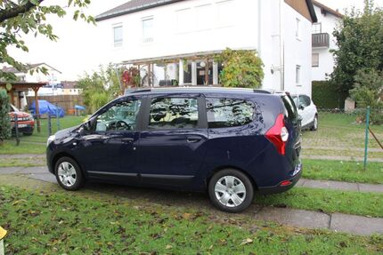 Dacia Lodgy 25.611 km 12.900 € Gilching bei München 82205