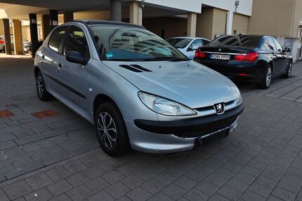 Peugeot 206 174.000 km 1.400 &euro; Nürnberg 90439