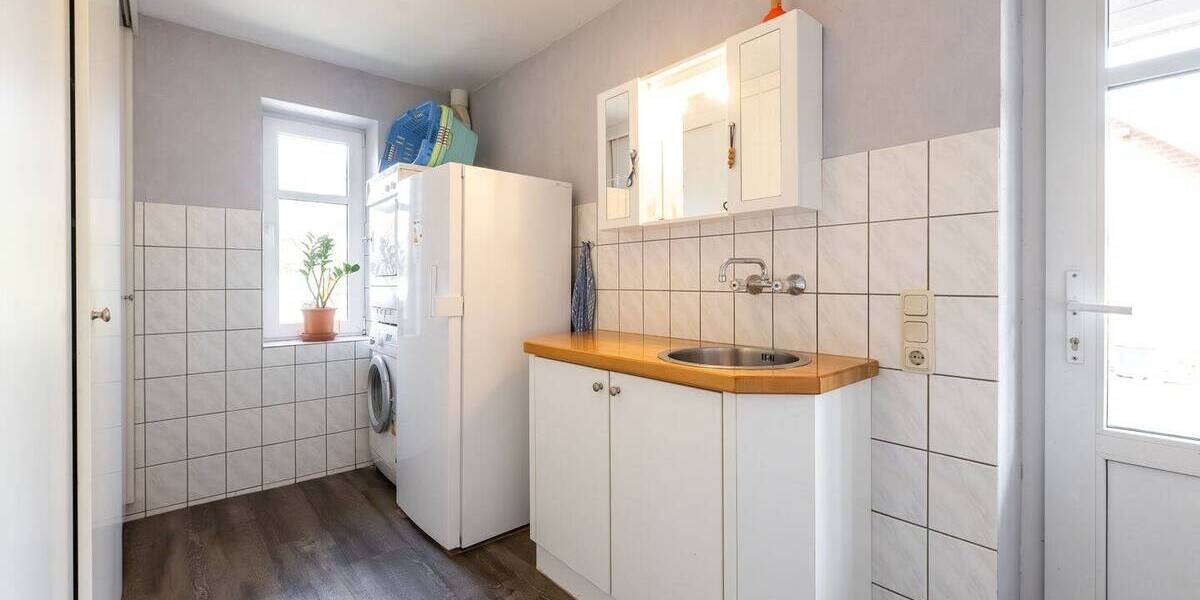 Mehrfamilienhaus, Wohnhaus Risum-Lindholm Lindholm - 9 Zimmer, 301 m&sup2;, 479.000&euro; | Angebot:26392122