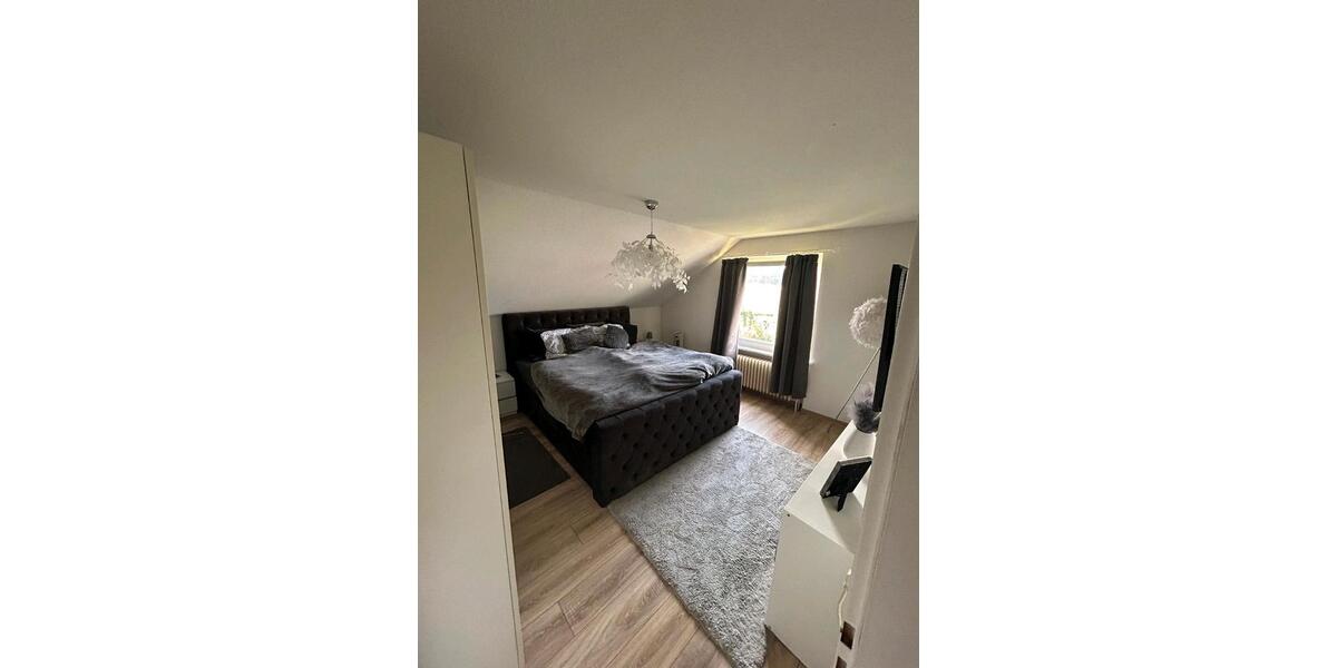 Dachgeschoßwohnung Eldingen - 4 Zimmer, 70 m&sup2;, 620&euro; | Angebot:26704029
