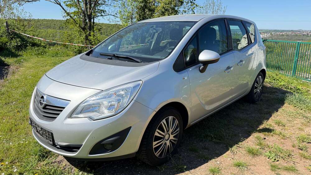Opel Meriva 253.000 km 1.200 &euro; Bildstock 66299