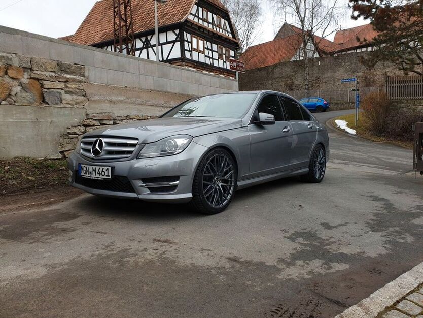 C 300