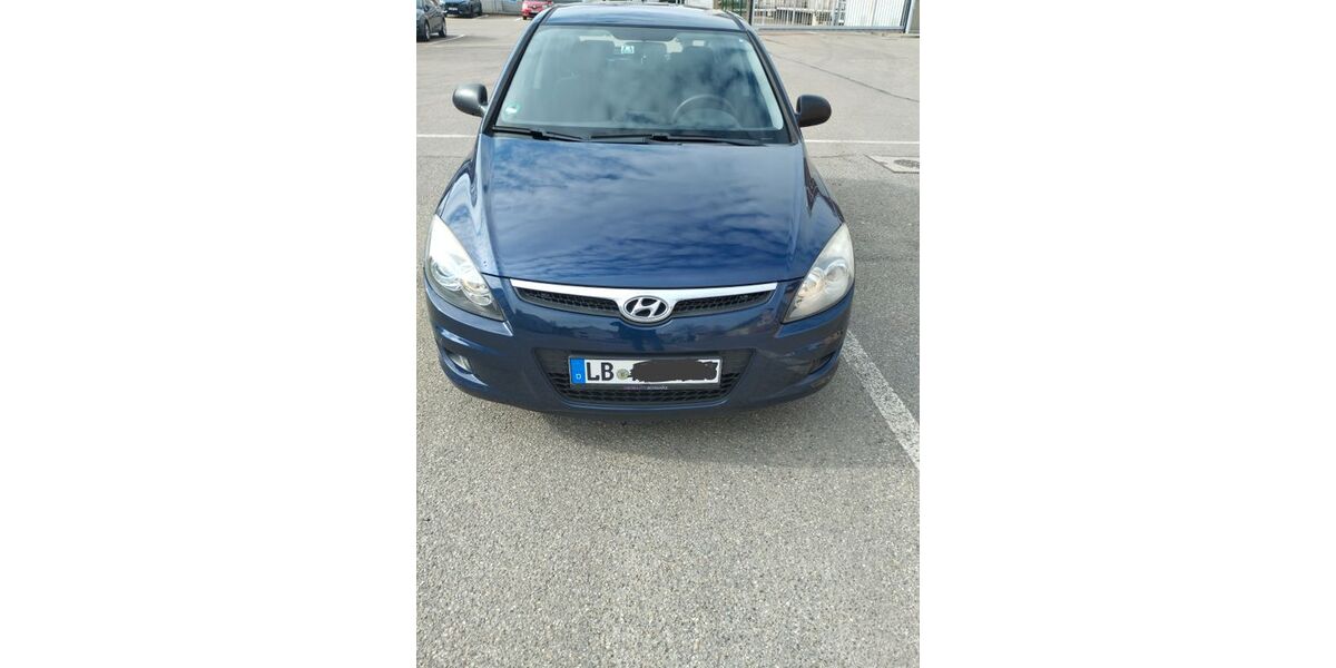 Hyundai i30 86.200 km 2.990 &euro; Löchgau 74369