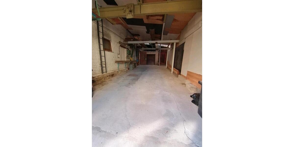 Mehrfamilienhaus, Wohnhaus Ellefeld - 19 Zimmer, 300 m&sup2;, 117.500&euro; | Angebot:26802707