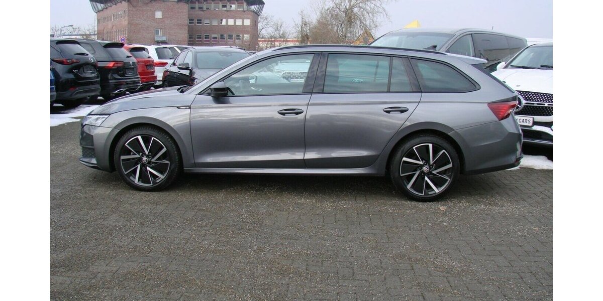 Skoda Octavia 2.0TDi Sportline LED 360º Canton HUD 39.383 km 30.980 &euro; Falkensee 14612