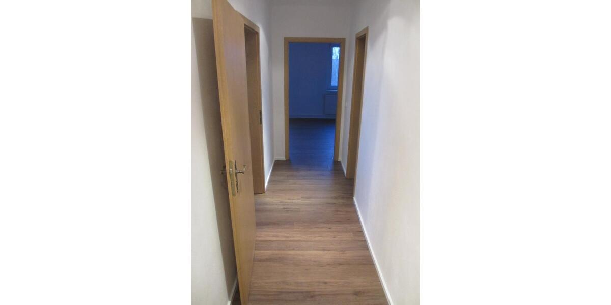 Dachgeschoßwohnung Aschersleben - 3 Zimmer, 70 m&sup2;, 40.000&euro; | Angebot:22415258