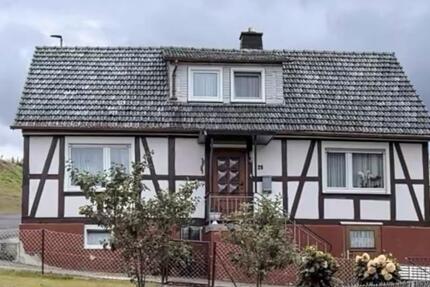 Haus Alsfeld - 5 Zimmer, 120 m&sup2;, 69.000&euro; | Angebot:26988008