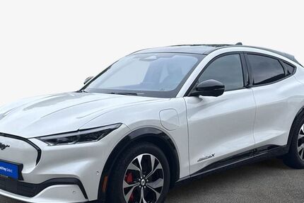 Ford Mustang Mach-E 13.408 km 43.990 € Nürnberg 90471