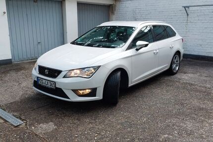 Seat Leon 200.000 km 8.499 € Köln 50668