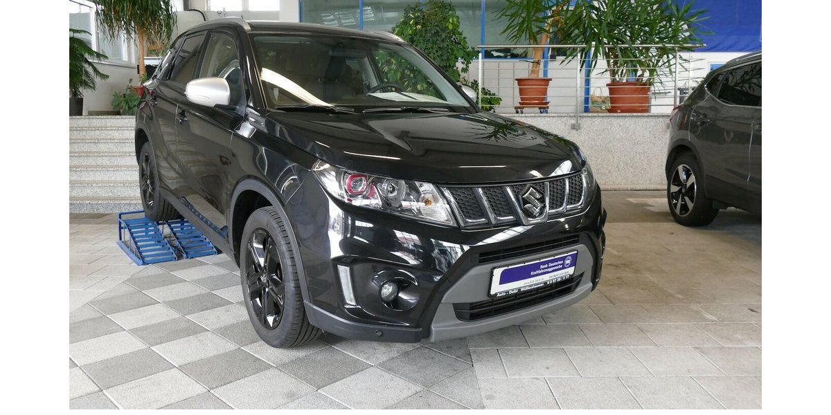 Suzuki Vitara 1.4 S 4x4 86.360 km 17.990 € Wülfershausen 97535