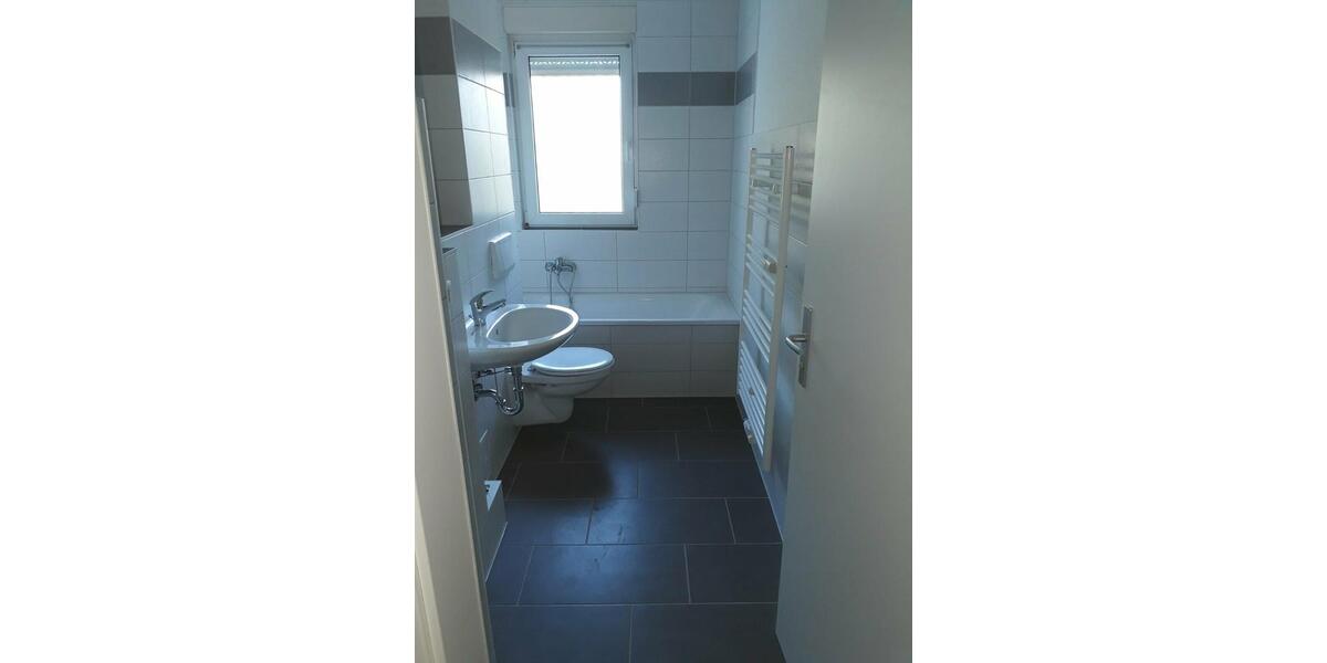 Etagenwohnung Teutschenthal - 3 Zimmer, 68 m&sup2;, 380&euro; | Angebot:17332207