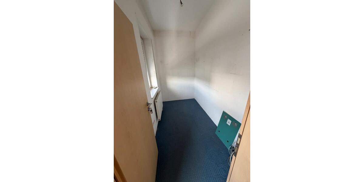 Gewerbeobjekt Holzwickede - 1.500&euro; | Angebot:24468594