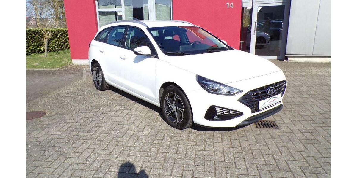 Hyundai i30 112.047 km 14.450 &euro; Ibbenbüren 49479