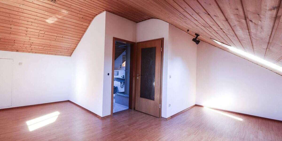 Doppelhaushälfte Ebersberg - 4 Zimmer, 125 m&sup2;, 1.800&euro; | Angebot:24867360