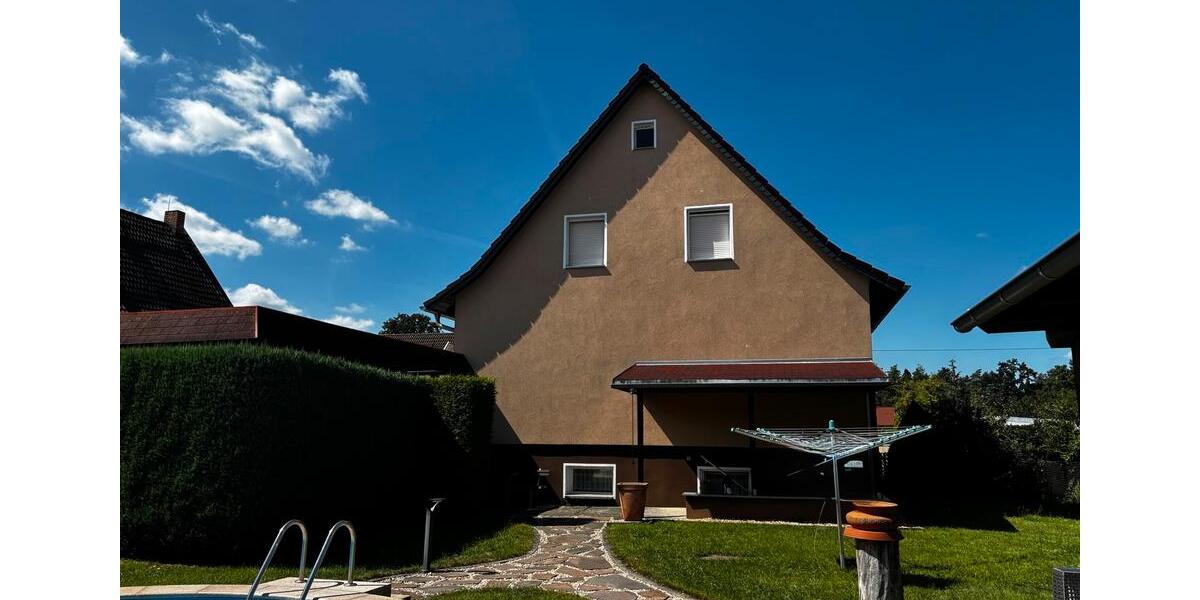 Einfamilienhaus Bernsdorf - 5 Zimmer, 150 m&sup2;, 260.000&euro; | Angebot:27006212