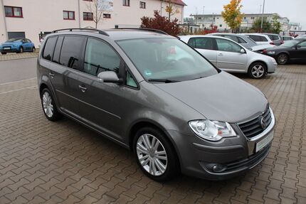 VW Touran 242.000 km 2.600 € Harthofen 85669