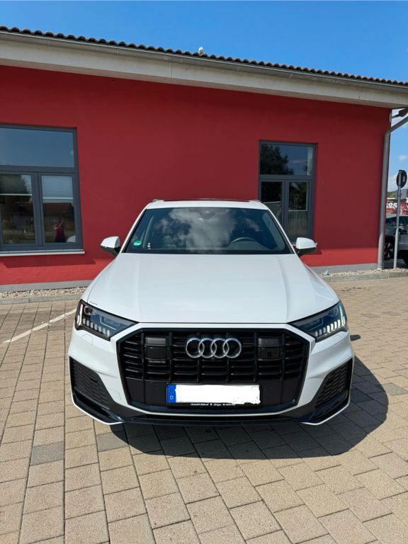 Q7