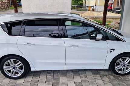 Ford S-Max 251.200 km 10.500 € Königsbronn 89551
