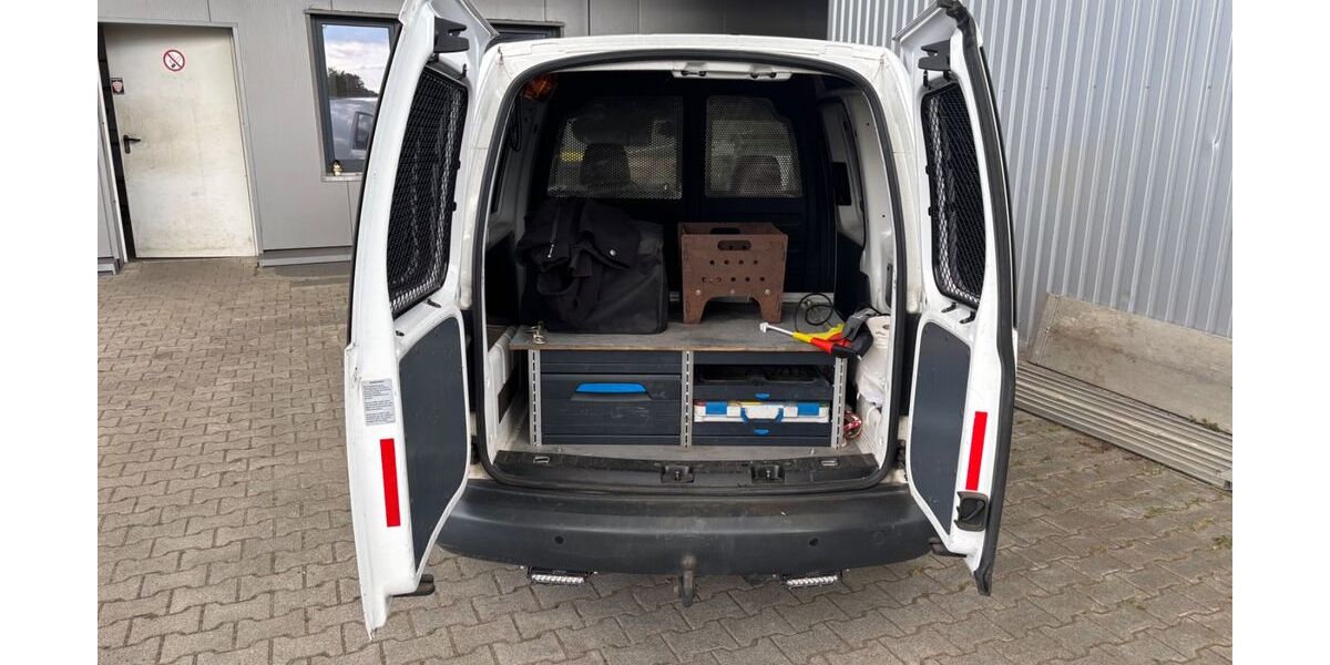 VW Caddy 275.000 km 3.500 &euro; Hopsten 48496