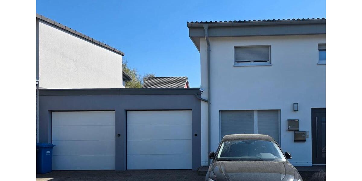 Doppelhaushälfte Wald - 6 Zimmer, 120 m&sup2;, 1.430&euro; | Angebot:26233225