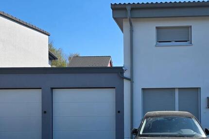 Haus Wald - 6 Zimmer, 120 m&sup2;, 1.430&euro; | Angebot:26233225