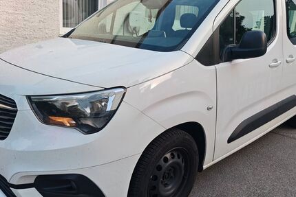 Opel Combo Life 194.000 km 6.499 &euro; Waldkraiburg 84478