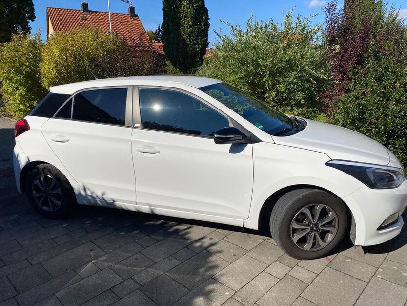 Hyundai i20 95.000 km 9.100 € Regenstauf 93128