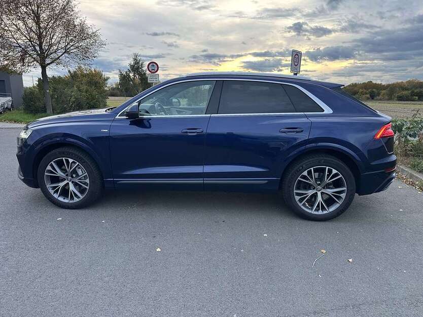 Audi Q8 126.000 km 52.800 € Mannheim 68307