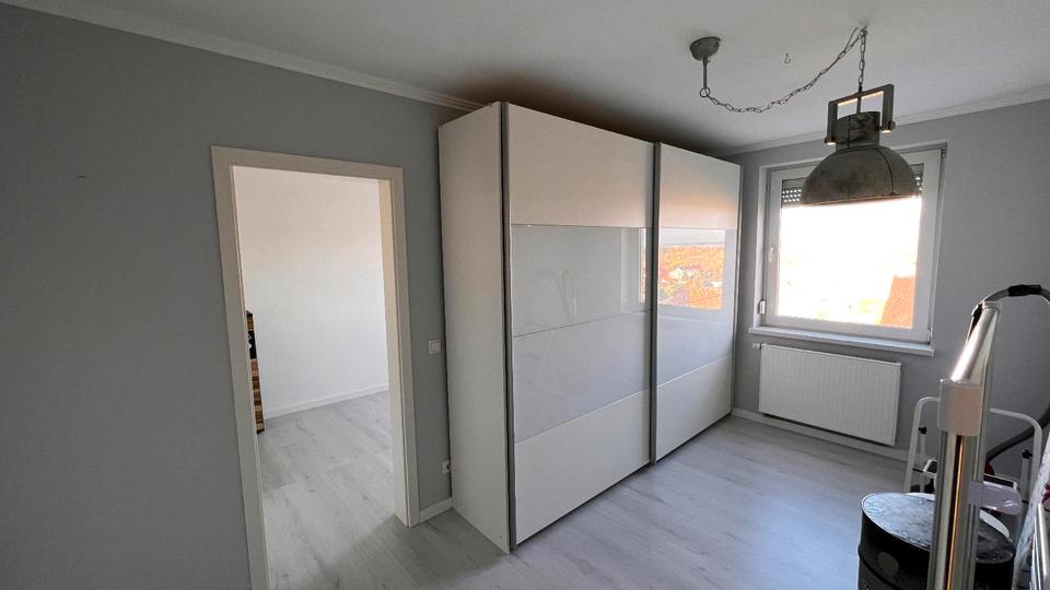 Etagenwohnung Halle (Saale) Damaschkestraße - 4 Zimmer, 74 m&sup2;, 480&euro; | Angebot:26350116