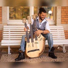 Vicente Patiz - 20 Jahre Adventures 25.11.2025 Theater Wismar Kammerbühne